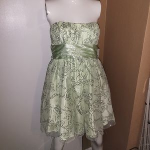 NWT Green Mini Dress Size 3/4